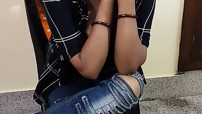 Introducing The Seductive Simran - An 18-Year-Old Indian Milf With Natural Assets