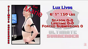 Annie Cruz ครอง Lux Lives ในฉากนั่งหน้าที่เย้ายวน