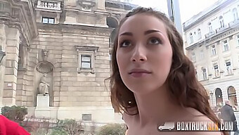 Leyla Bentho'S Impressive Oral Performance In Public