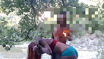 Esclave Adolescente Italienne Humiliée Avec Une Baffe Faciale Et Un Bondage En Plein Air