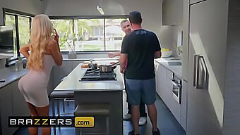 Brasiliansk Milf Courtney Taylor Deler Et Varmt Møde Med Keiran Lee I Denne Brazzers-Film