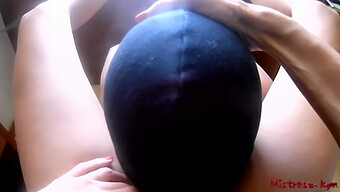 Trải Nghiệm Niềm Vui Tột Cùng Khi Bị Thống Trị Bởi Một Nữ Chúa Liếm Femdom Trong Video Pov Này