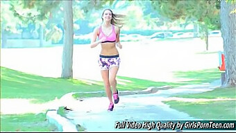 Kenna'S Sensual Outdoor Solo Adventure On The Golf Course