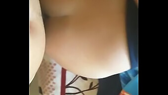 Wideo Pov Z Brunetką Milf, Która Zostaje Ruchana W Dupę I Srana