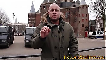 Hollandalı Kız Ziyaretçisine Hd'De Oral Ve Anal Veriyor