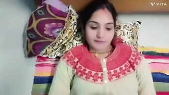 Video Xx Desi: Sexo Salvaje De La Esposa India Casada Por Su Hermanastro Mientras Su Esposo Está Fuera